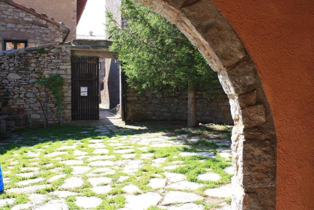 Cal Xesc Appartement Castellar De N'Hug Buitenkant foto
